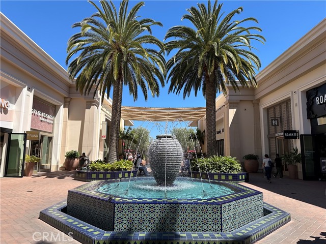 227 Carlow, Irvine CA: https://media.crmls.org/medias/92e718a2-4ab0-41d3-891b-016abb0afe12.jpg