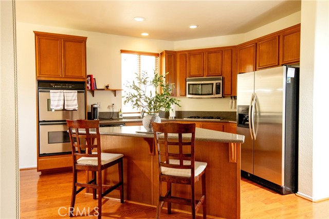 Detail Gallery Image 5 of 48 For 29458 Shannon Ct #89,  Canyon Country,  CA 91387 - 4 Beds | 2/1 Baths