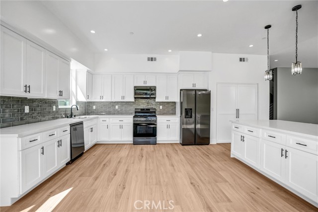 Detail Gallery Image 33 of 70 For 2124 W 238th St, Torrance,  CA 90501 - 7 Beds | 7 Baths