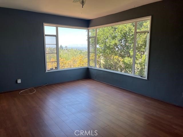 3124 Goodview Trail, Los Angeles CA: https://media.crmls.org/medias/92e816cf-950a-41c6-82c6-11cfa573d2c3.jpg
