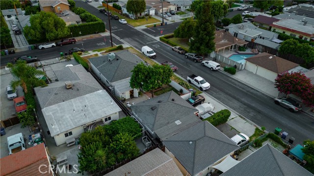 18557 Napa Street, Northridge CA: https://media.crmls.org/medias/92e83a4f-06d7-4a10-b4d4-48eaef821e6f.jpg
