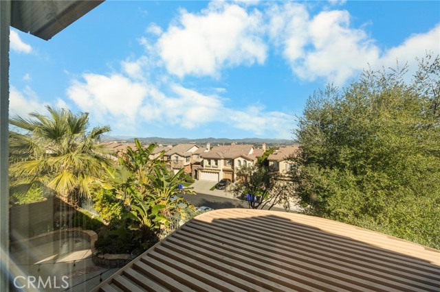 Detail Gallery Image 42 of 75 For 26640 via Bellazza, Valencia,  CA 91381 - 3 Beds | 2/1 Baths