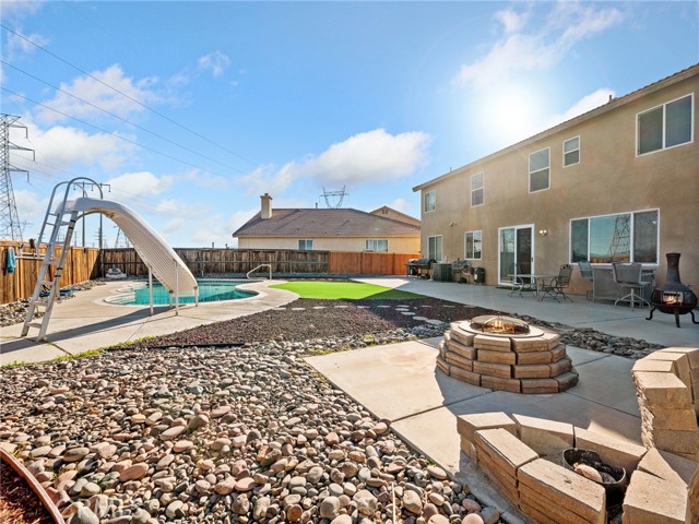 Detail Gallery Image 40 of 42 For 12685 Biscayne, Victorville,  CA 92392 - 5 Beds | 3/1 Baths