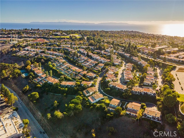37 Aspen Way, Rolling Hills Estates, California 90274, 2 Bedrooms Bedrooms, ,2 BathroomsBathrooms,Residential,Sold,Aspen,PV23025170