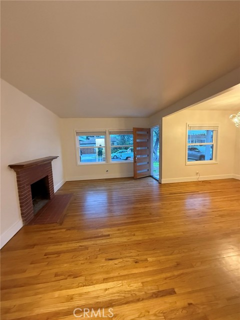 Detail Gallery Image 27 of 31 For 1645 21st St, Manhattan Beach,  CA 90266 - 3 Beds | 1 Baths