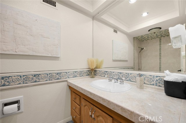 Detail Gallery Image 16 of 34 For 911 Carlson Dr, Brea,  CA 92821 - 4 Beds | 2 Baths