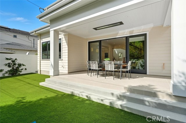 2904 Palm Avenue, Manhattan Beach CA: https://media.crmls.org/medias/92ebb2f4-afcd-4901-97f9-d77e87ba692a.jpg
