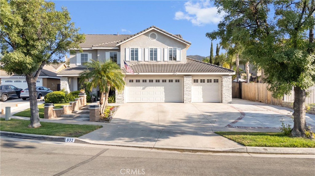 832 Carolina Circle