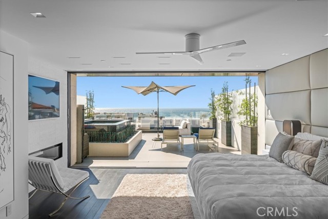 Detail Gallery Image 25 of 75 For 2240 Hermosa Ave, Hermosa Beach,  CA 90254 - 4 Beds | 6 Baths