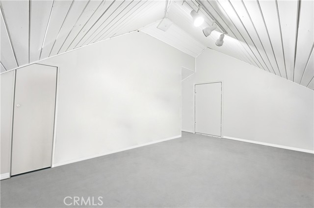 Detail Gallery Image 18 of 38 For 511 Sturgeon Dr, Costa Mesa,  CA 92626 - 4 Beds | 3 Baths