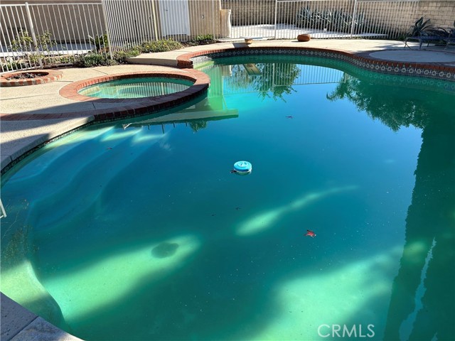 Detail Gallery Image 3 of 19 For 21622 Bermuda St, Chatsworth,  CA 91311 - 1 Beds | 1 Baths