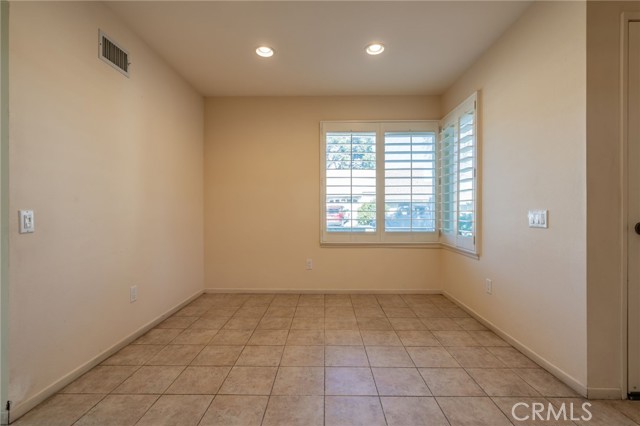 35207 Village 35 photo 8