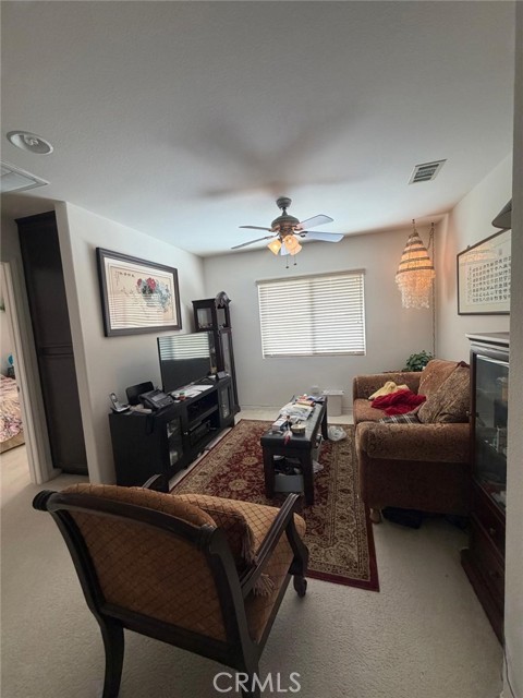 Detail Gallery Image 13 of 15 For 29267 Gateway Dr, Lake Elsinore,  CA 92530 - 4 Beds | 2/1 Baths