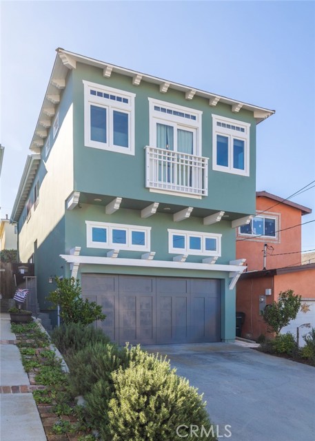 1708 Morgan Lane, Redondo Beach, California 90278, 4 Bedrooms Bedrooms, ,3 BathroomsBathrooms,Residential,Sold,Morgan,SB24007037