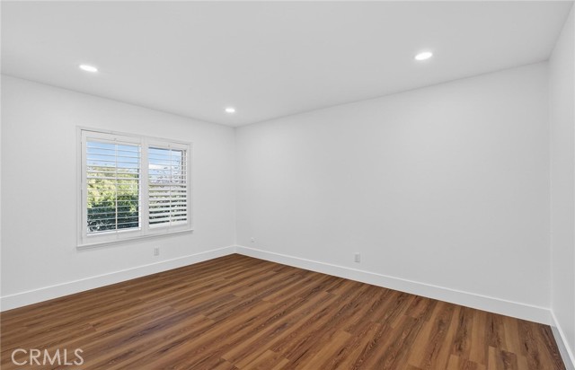 Detail Gallery Image 28 of 41 For 1527 Greenpoint Dr., Corona,  CA 92878 - 4 Beds | 2/1 Baths