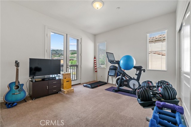 Detail Gallery Image 21 of 33 For 1932 Corte Verbena, Chula Vista,  CA 91914 - 5 Beds | 4/1 Baths