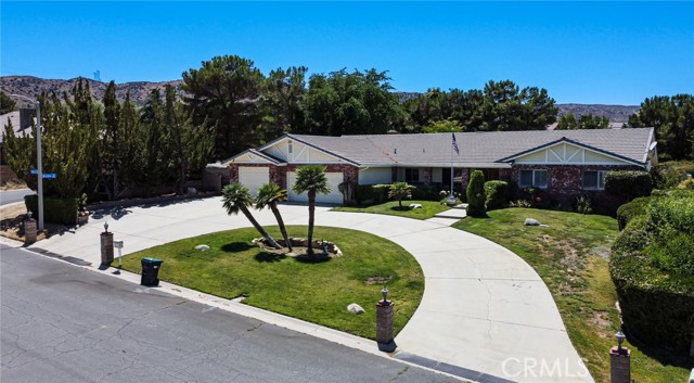 41653 62nd W Street, Palmdale CA: https://media.crmls.org/medias/92f2890b-29fb-4853-a21e-dd84810c532c.jpg