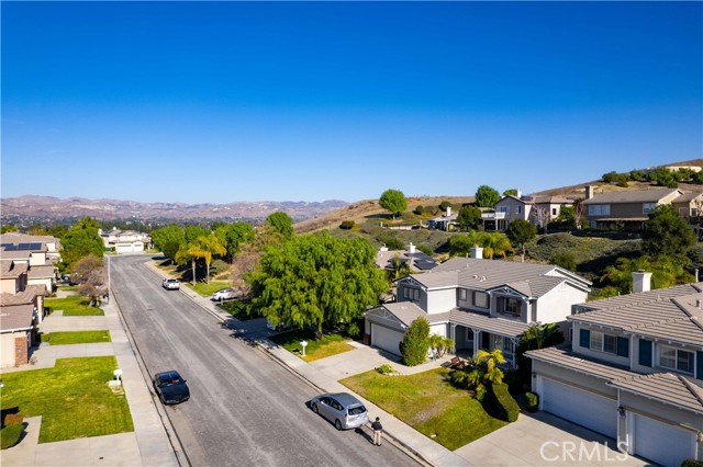 Detail Gallery Image 27 of 27 For 1020 Poplar Ct, Simi Valley,  CA 93065 - 4 Beds | 3 Baths