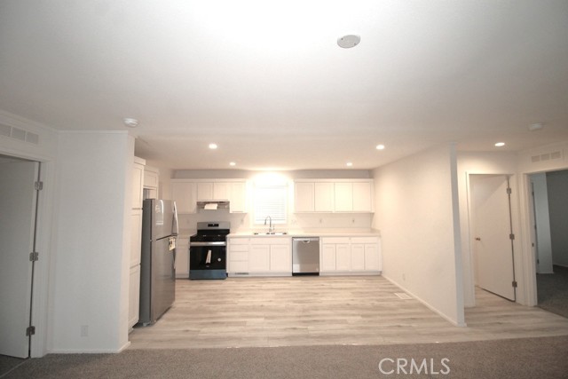 Detail Gallery Image 12 of 29 For 35475 National Trails Hwy #1 #1,  Daggett,  CA 92327 - 3 Beds | 2 Baths