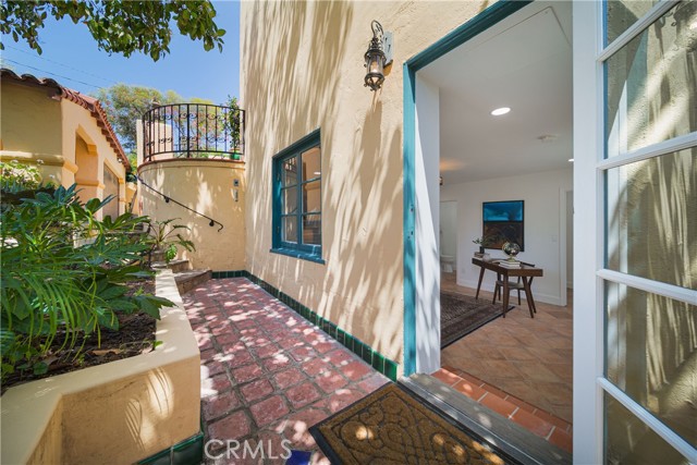 Detail Gallery Image 66 of 75 For 1637 Highland Ave, Glendale,  CA 91202 - 3 Beds | 3 Baths