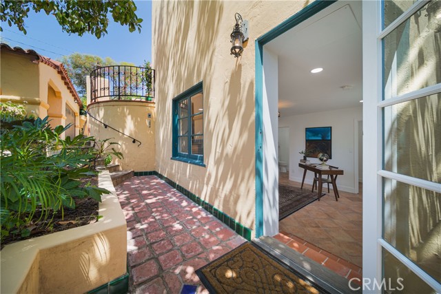 Detail Gallery Image 66 of 75 For 1637 Highland Ave, Glendale,  CA 91202 - 3 Beds | 3 Baths