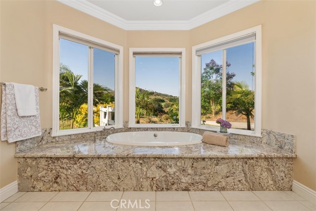 Detail Gallery Image 25 of 73 For 23505 Carancho Rd, Temecula,  CA 92590 - 4 Beds | 4/1 Baths