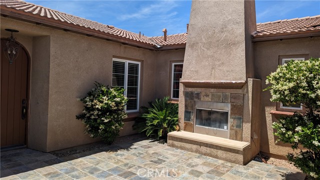 6738 Serrano Avenue, Hesperia CA: https://media.crmls.org/medias/92f593cf-e8d5-421f-9065-979bd2f5094f.jpg