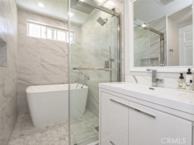 28208 Seamount Drive, Rancho Palos Verdes CA: https://media.crmls.org/medias/92f6669a-f449-4648-a983-342eeebfd78c.jpg