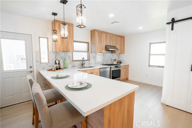 Detail Gallery Image 8 of 38 For 9821 S 8th Ave, Inglewood,  CA 90305 - 3 Beds | 2 Baths