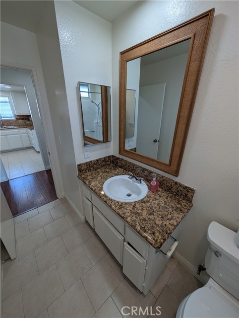 529 E Colorado Boulevard, Monrovia CA: https://media.crmls.org/medias/92f7433e-0f5b-4839-b69e-9354fe719612.jpg