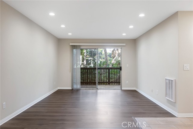 Detail Gallery Image 4 of 37 For 3604 W Estates Ln #117,  Rolling Hills Estates,  CA 90274 - 1 Beds | 1 Baths