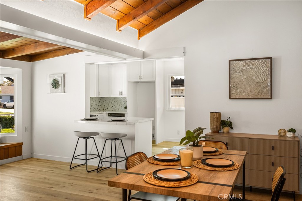 92f828e4 615d 4cfc 8f6e 4bf51b0a3574