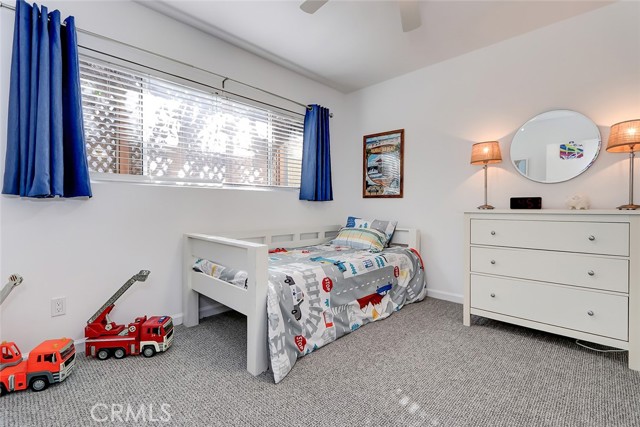 527 24th Street, Manhattan Beach, California 90266, 4 Bedrooms Bedrooms, ,2 BathroomsBathrooms,Residential,Sold,24th,SB23090916