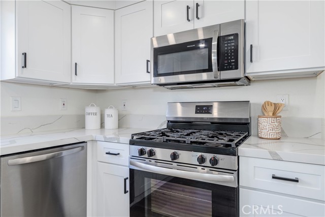 8891 Ovieda Plaza, Westminster CA: https://media.crmls.org/medias/92f8ee6d-8c53-4ba8-92fb-7567e20536cb.jpg