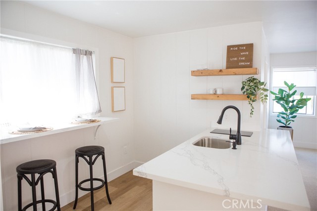 310 Via Lido Nord, Newport Beach CA: https://media.crmls.org/medias/92fa5f38-da5b-44e9-8387-22e63b764c29.jpg