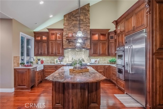 369 Ashbury Lane, Upland CA: https://media.crmls.org/medias/92fb01a2-4b8a-4f51-8bea-cddfa6b48d22.jpg
