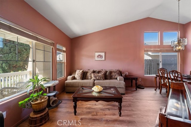 Detail Gallery Image 18 of 45 For 1036 Armstrong St, Lompoc,  CA 93436 - 5 Beds | 2 Baths