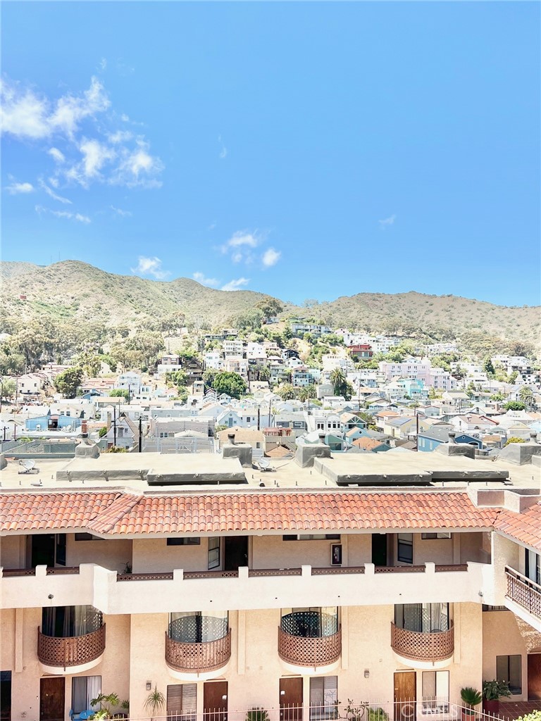https://media.crmls.org/medias/92fb5dfb-e148-4a84-87a2-63e07226eea7.jpg?preset=X-Large
