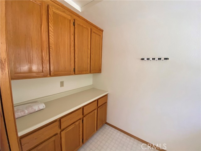 19232 N Shore Court, Hidden Valley Lake CA: https://media.crmls.org/medias/92fc8b6d-0406-4b2c-a3bd-59837090feb9.jpg