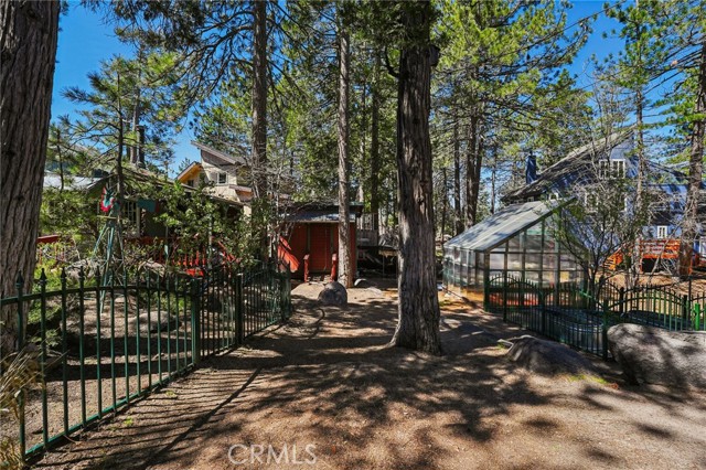 Detail Gallery Image 35 of 39 For 2692 Valhalla, Running Springs,  CA 92382 - 3 Beds | 2/1 Baths