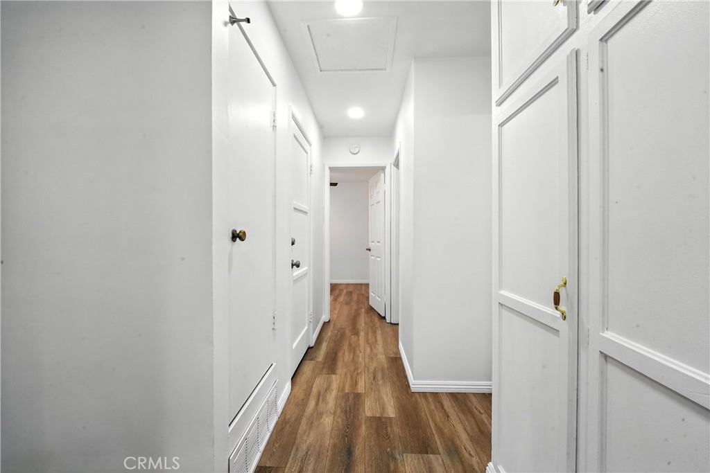 https://media.crmls.org/medias/92fda15d-50e2-4969-b42d-d9c2ef0cedff.jpg?preset=X-Large
