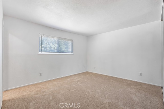 11050 Davis Street, Moreno Valley CA: https://media.crmls.org/medias/92fe2c5c-6f88-4b02-add3-254057a00615.jpg