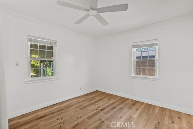 Detail Gallery Image 22 of 33 For 5752 Calhoun Ave, Sherman Oaks,  CA 91401 - 3 Beds | 2 Baths