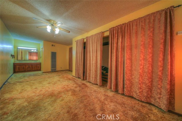 Detail Gallery Image 16 of 57 For 4202 Los Pinos Ave, San Diego,  CA 92113 - 3 Beds | 2 Baths