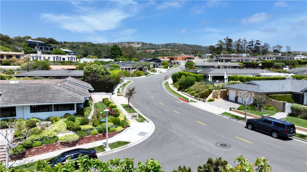 MLS #OC25182899 img 47