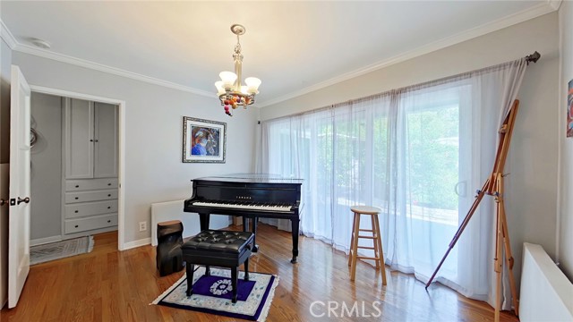 Detail Gallery Image 10 of 38 For 3516 Las Palmas, Glendale,  CA 91208 - – Beds | – Baths