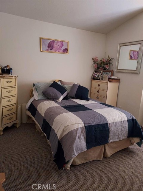 Detail Gallery Image 9 of 16 For 6508 Ventura Ct, San Bernardino,  CA 92407 - 5 Beds | 2/1 Baths