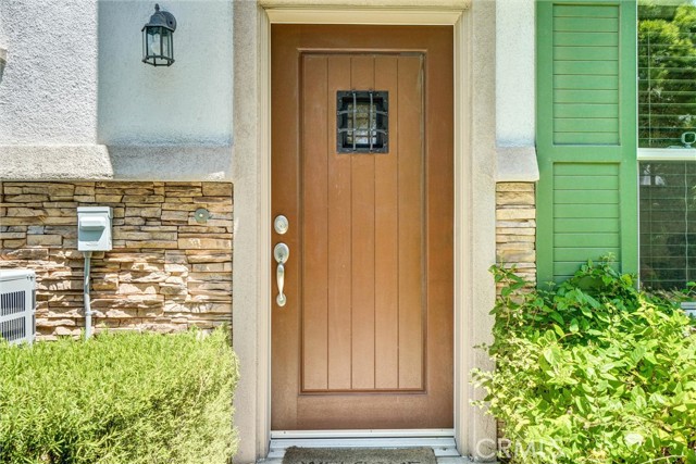 Detail Gallery Image 3 of 33 For 3540 W Savanna St, Anaheim,  CA 92804 - 2 Beds | 2/1 Baths