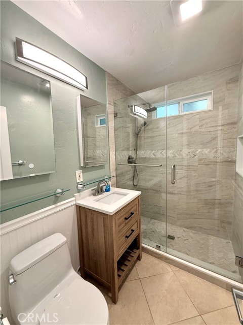 Detail Gallery Image 9 of 10 For 635 Saint Anns Dr, Laguna Beach,  CA 92651 - 2 Beds | 1 Baths