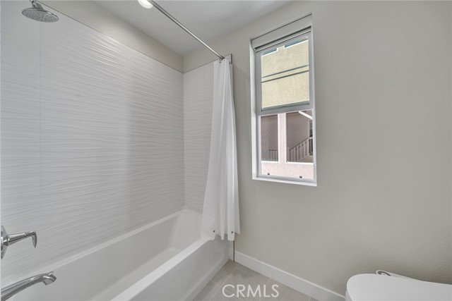 Detail Gallery Image 44 of 63 For 120 Parkland Alley, Lake Forest,  CA 92630 - 5 Beds | 4 Baths